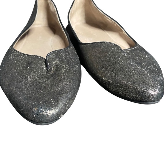 Chocolat Blu Glamour Bronze Metallic Pointed Toe Flats - Picture 3 of 8